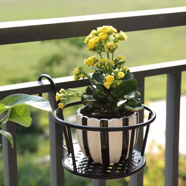 2 pieces Outdoor Balcony Railing Fence Planters Hanging Metal Iron Thicken Steel Baskets Flower Pot Holder