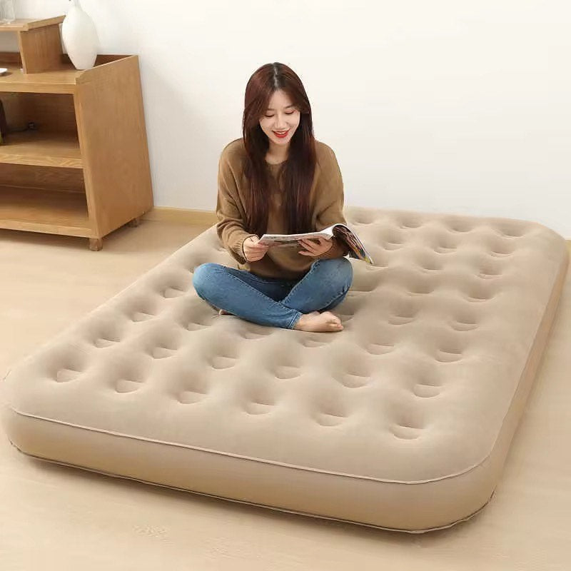Modern (200*150*25) King Size PVC Inflatable Air Bed Self-Inflation  Waterproof  Built-in-Pump For Outdoor Camping and Indoor Use Comfortable Portable Air Bed